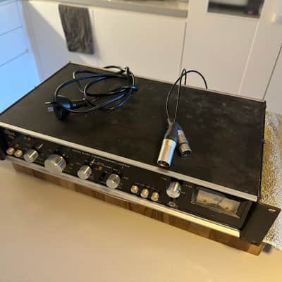  DBX 165 Compressor – 1970s Vintage (240V) – Serviced image 5