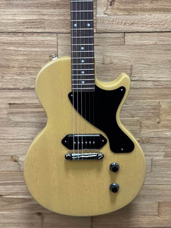 Epiphone Les Paul Junior Guitar w/Rosewood Fretboard  - TV Yellow-w/ gig bag- New! image 1