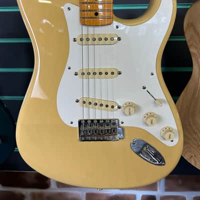 Fender American Vintage II '57 Stratocaster Vintage Blonde 2023 Electric Guitar image 4