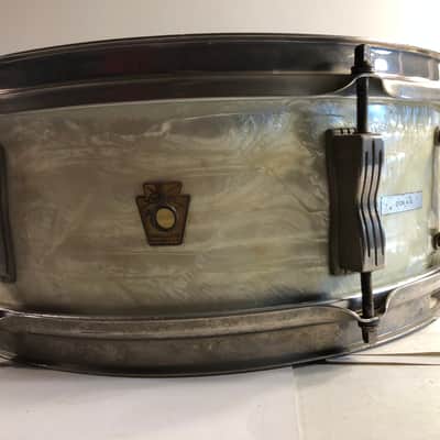 Ludwig No. 491 Pioneer 5x14" 6-Lug Snare Drum with Keystone Badge 1968 - 1969 - White Marine Pearl image 1