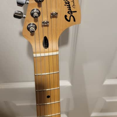 $1100 Squier Hello Kitty Stratocaster Electric Guitar – Black image 3