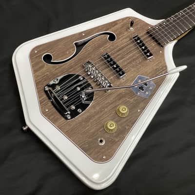 Eastwood CALIFORNIA REBEL/White | Reverb