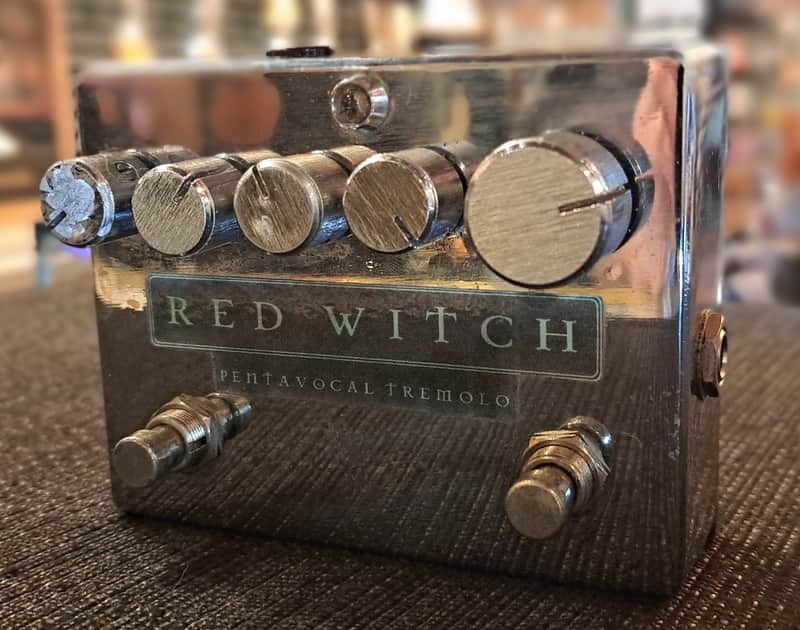 Red Witch PENTAVOCAL