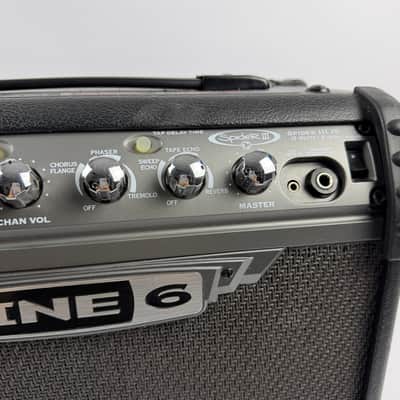 Line 6 Spider IV 15 15-Watt 1x8" Digital Modeling Guitar Practice Amp 2009 - 2016 - Black image 4