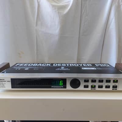 Behringer DSP1124P Digital 24-Bit Feedback Suppressor/Parametric Equalizer image 1