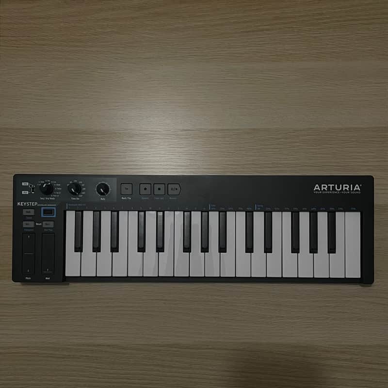 Arturia KeyStep 32-Key MIDI Controller 2019 - 2025 - Black image 1