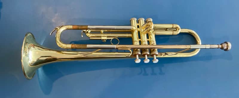 Yamaha YTR-2320 Trumpet w/ Mute & O.H.S.C. image 1