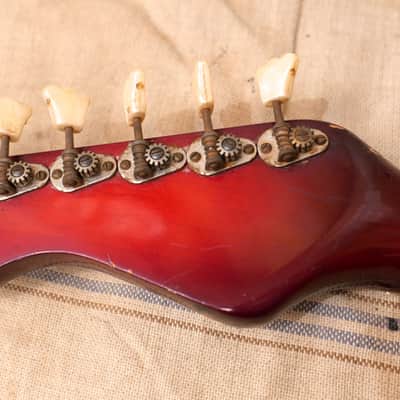 Hofner Colorama Model 161 1960's Redburst image 10