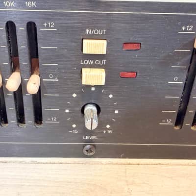 DOD R-830A Dual-Channel 15-Band Graphic Equalizer Rackmount EQ 1988–1990 image 4
