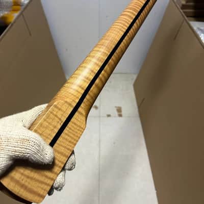 AAA 4 string 21 Frets Roasted Flame Maple BASS guitar neck Maple Inlay Nut:38mm image 4