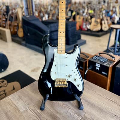 Immagine Fender STRATOCASTER ELITE SERIES BLACK 1983 + CUSTODIA - 1