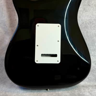 Fender Stratocaster Loaded Body MiM  2002 - Black image 2