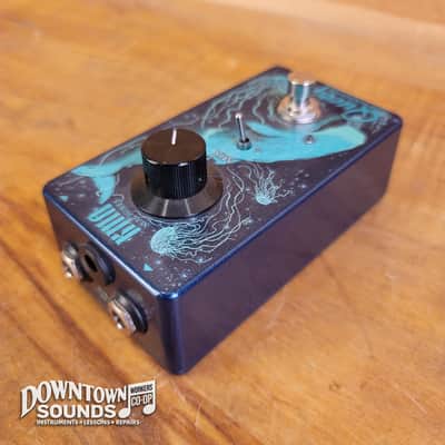 KMA Machines Queequeg 2 Sub Generator Octave Pedal image 4