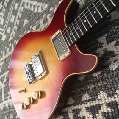 Hamer Sunburst 1977 - sunburst image 5