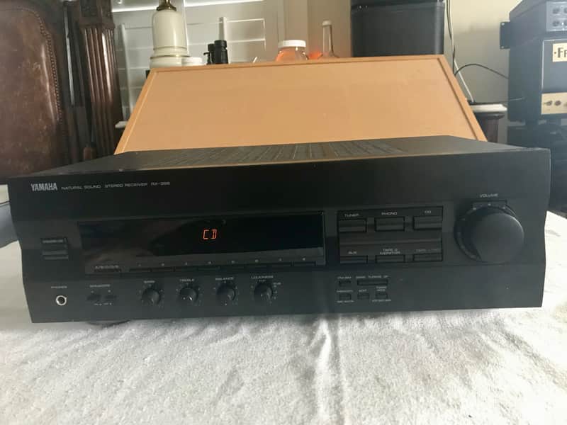 Yamaha RX-396 Stereo Receiver Amplifier ( With Remote Control) image 1