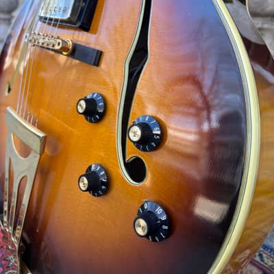 Vintage 1969 Gibson Super 400CES Carved Archtop~Jazz Box Hollow Body Electric Guitar~Sunburst~Dual Patent Sticker Humbucking Pickups w/OHSC~A Superb Instrument in Excellent Condition! ~NEW REDUCED PRICE~ image 11