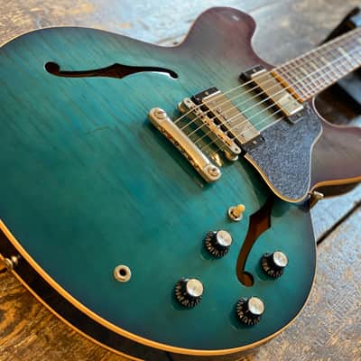 Gibson USA Memphis ES-335 2018 Limited Edition Figured Blueberry Burst Fade w/ OHSC & Docs image 3