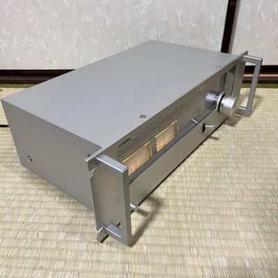 Victor T-1100 FM/AM Stereo Tuner image 3
