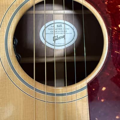 Gibson SJ-200 Studio Walnut 2020 - 2022 - Antique Natural image 2