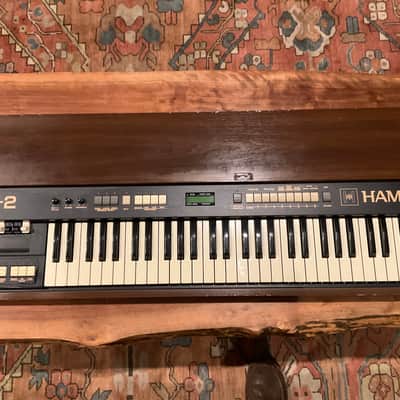 Hammond XK-2  Late 90’s early 00’s - Perfect mechanical & electronic shape -some superficial wear on wood ends (see photos)