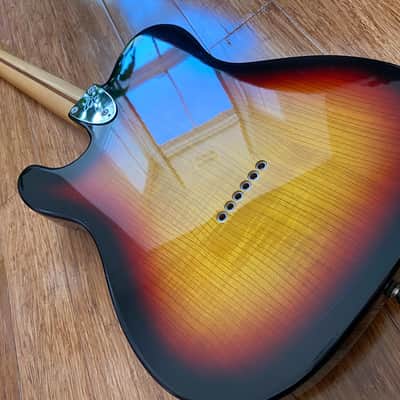 Fender Japan Telecaster Thinline 1972 Reissue Three Tone Sunburst 1999 CIJ P-Serial image 5