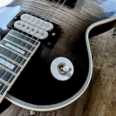 SERIAL# 003!!!! GIBSON CUSTOM SHOP VIVIAN CAMPBELL LES PAUL CUSTOM (SIGNED) 2018 W/ AN UNREAL TOP STAINED IN ANTRIM BASALT BURST + ORIGINAL HARDSHELL CASE - EXCELLENT CONDITION - ULTRA RARE!!! image 7