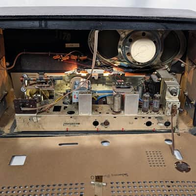 Vintage Grundig Majestic 3160 FM/MPX/AM/Shortwave/UHF Radio MCM Style And Incredible Sound! 1960 image 13