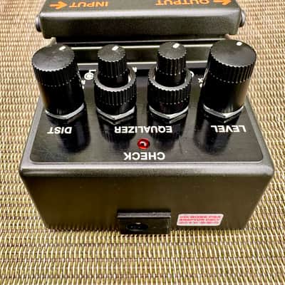 Boss MT-2 Metal Zone (Silver Label) 1991 - Present - Black image 6