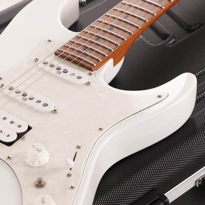 Ibanez Prestige AZ2204-PW Pearl White 2025 image 10