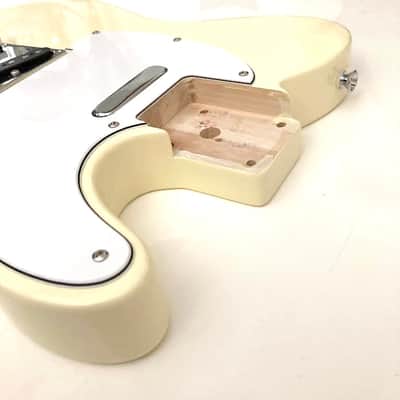 Squier Telecaster Body - Olympic White - extra pickguard image 5