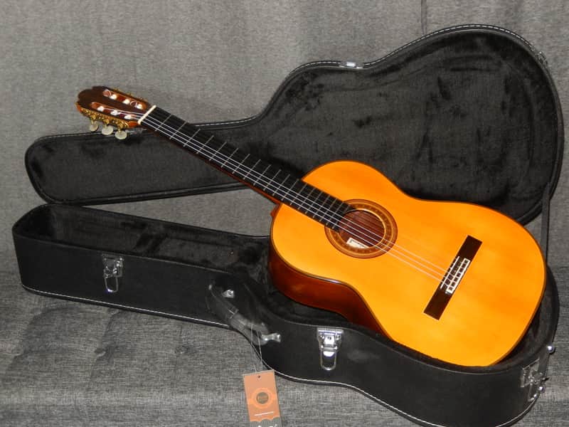 HIROSHI KOMORI No30 1982 - WORLD HIGHEST CLASS CLASSICAL CONCERT GUITAR - SPRUCE/BRAZILIAN ROSEWOOD image 1