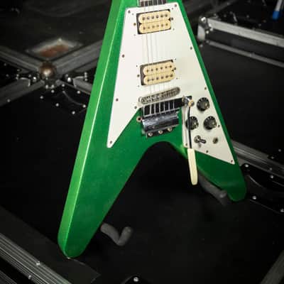 Greco Flying V 1978 - Green Sparkle image 2