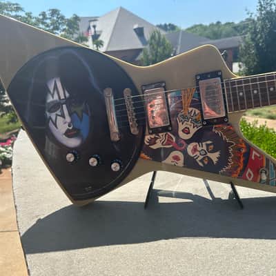 Epiphone, Custom Shop Explorer Pro Ace Frehley Tribute 2013 - TV Silver Kiss image 4