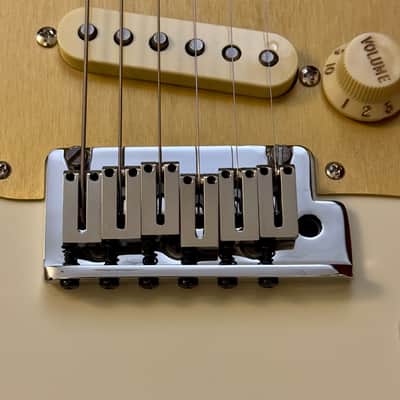 Fender Custom American Deluxe Stratocaster Olympic White Maple UPGRADES G&G USA Strat Professional II image 5
