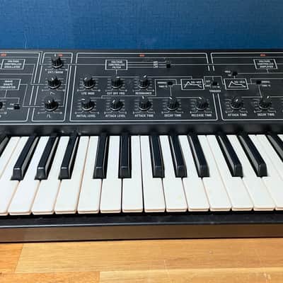 Yamaha CS-10 Monophonic Synthesizer - Black image 4