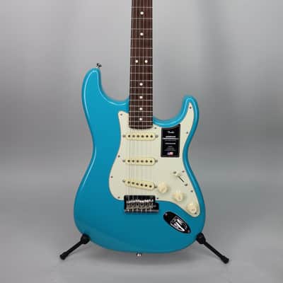 Fender American Professional II Stratocaster RW Miami Blue image 2