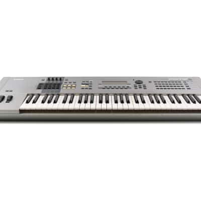 Yamaha MOTIF 6 Keyboard Workstation [USED] image 2