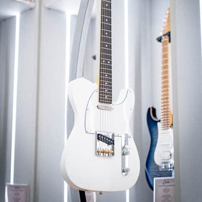 Fender Japan LTD HYBRID II TELE RW BLANC image 1
