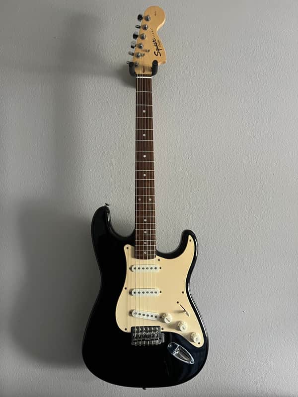 Immagine Squier Affinity Series Stratocaster with Rosewood Fretboard 2001 - 2018 - Black - 1