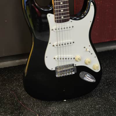 Fender 1998 Mexican Standard Stratocaster with Rosewood Fretboard Black image 2