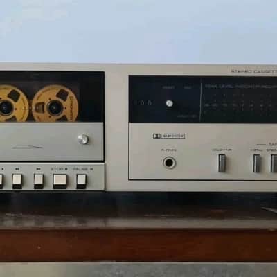 Akai CS-F33R vintage stereo cassette deck player with Wood case