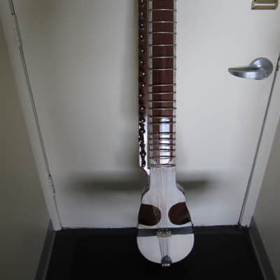 Esraj image 1