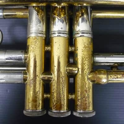 Trompeta Bach Stradivarius 37 Corporation en buen estado image 17