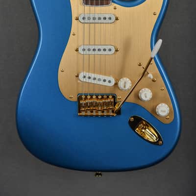Squier 40th Anniversary Stratocaster Gold Edition - Lake Placid Blue image 2