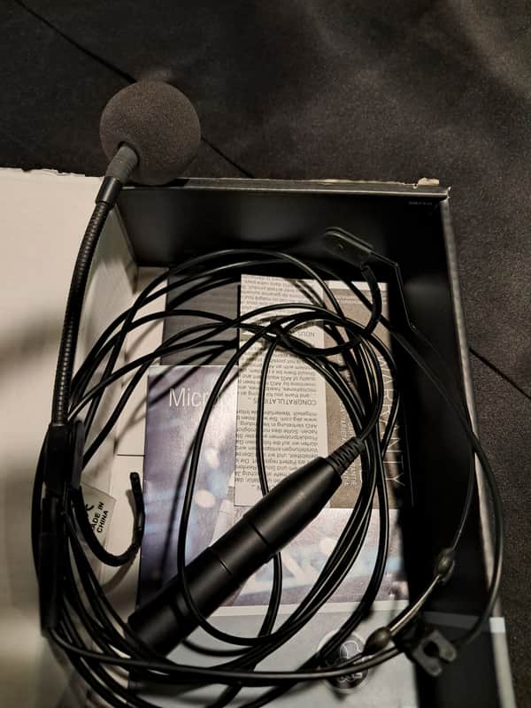 AKG C520 L Professional Head-Worn Cardioid Condenser Microphone