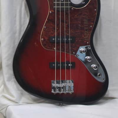 Squier Jazz bass standard series in Hard Shell Case - cherry burst image 2
