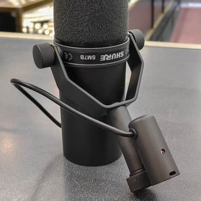 Shure SM7B Cardioid Dynamic Microphone 2001 - Present - Black
