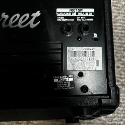 Roland Cube Street (2-Channel) 2x2.5-Watt 2x6.5" Guitar Combo 2007 - 2021 - Black image 7