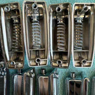 Rogers Lot of 10 Beavertail Vintage Bass Drum Lugs + Screws Springs - Lot 1 70s - Chrome image 9