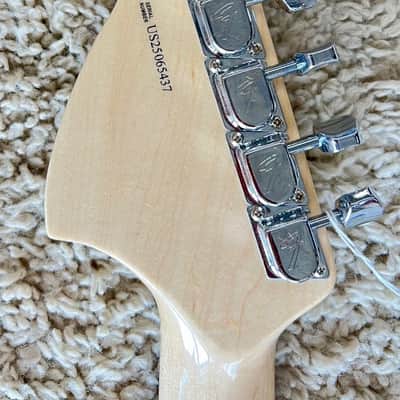 Mint Fender Yngwie Malmsteen Stratocaster White Electric Guitar, Scalloped board image 5